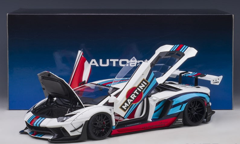 79185 AUTOart 1:18 Liberty Walk LB-WORKS Lamborghini Aventador MARTINI