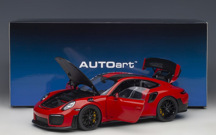 78173 AUTOart 1:18 Porsche 911 991.2 GT2 RS Weissach Package Red Carbon Black