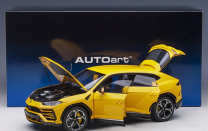 79163 AUTOart 1:18 Lamborghini Urus Yellow model car