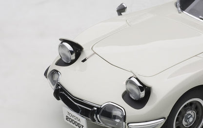 78753 AUTOart 1:18 TOYOTA 2000 GT White model car