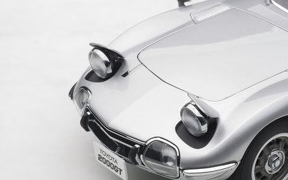 78752 AUTOart 1:18 Toyota 2000GT Silver