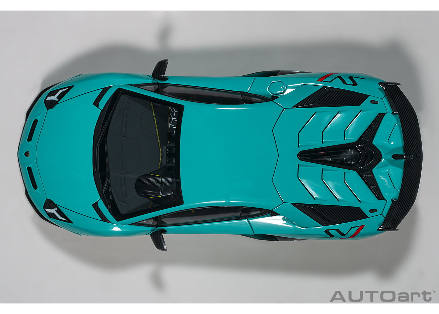 79176 AUTOart 1:18 Lamborghini Aventador SVJ (Turquoise Blue) model car