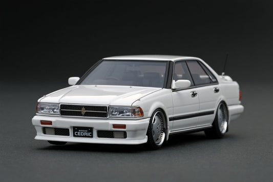 IG1251 ignition model 1:43 Nissan Cedric (Y31) Gran Turismo SV White